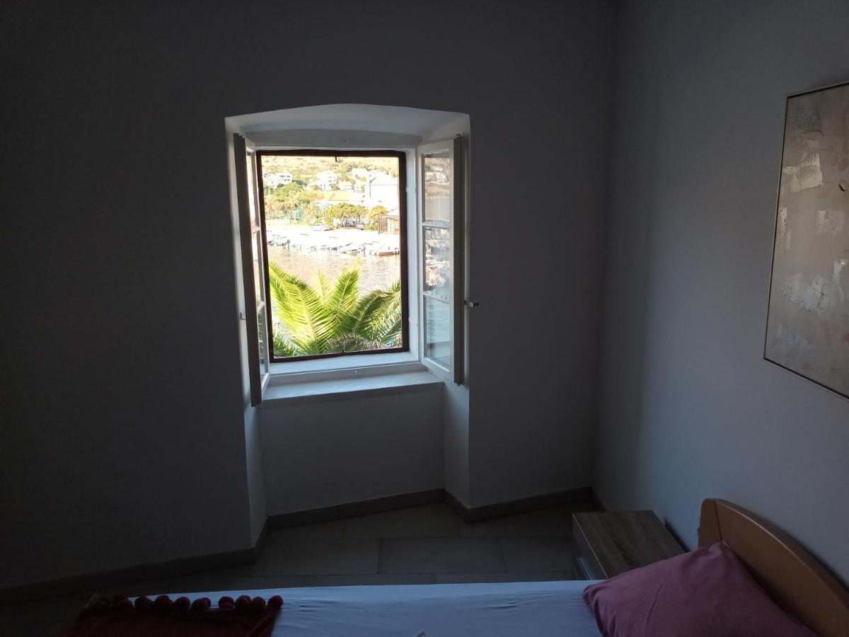 Apartment Penthouse & Apartment Studio Franci Pag Town Exterior foto