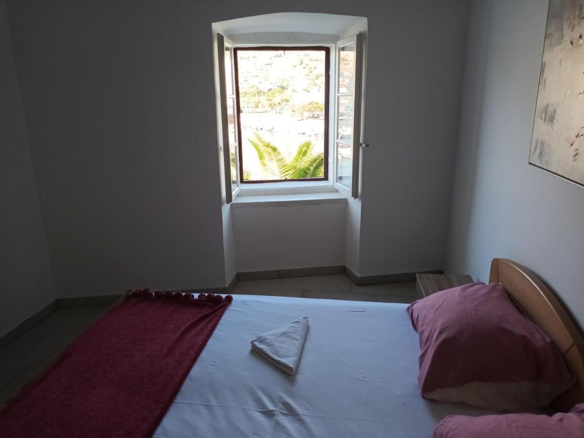 Apartment Penthouse & Apartment Studio Franci Pag Town Exterior foto